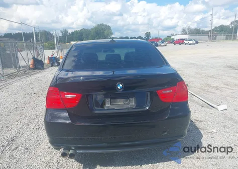 2011 BMW 328I xDrive из США, поврежденный, VIN WBAPK5C55BA661465